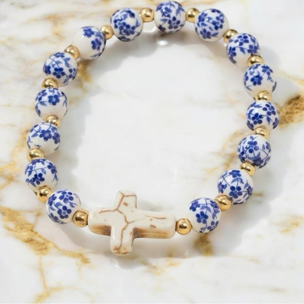 Cross Earrings and Beaded Bracelet Set - Blue, White, Gold - Picture 3 of 7
